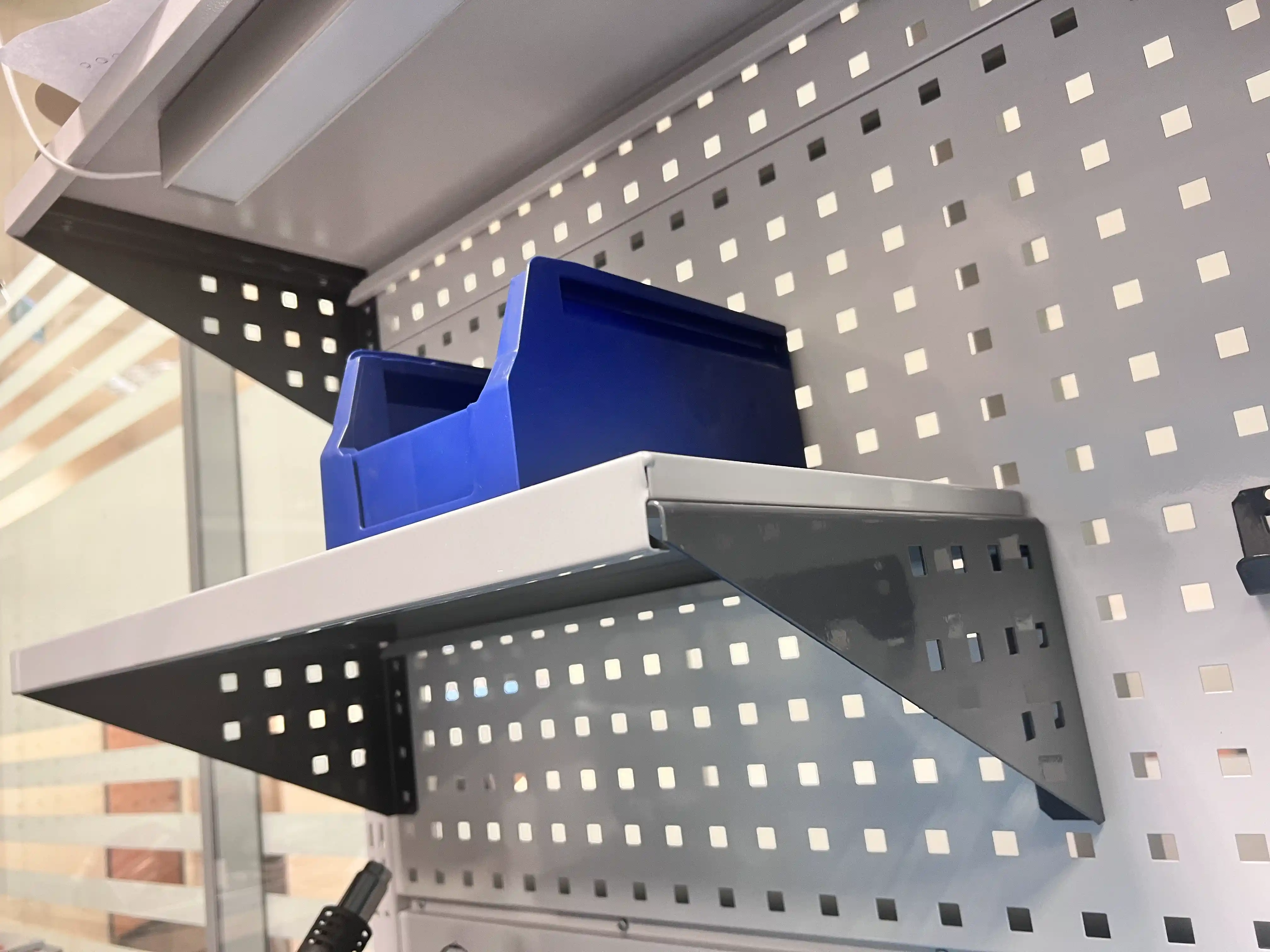 CTR 1602.L26.5-1 Верстак слесарный 1670x1593x743 мм