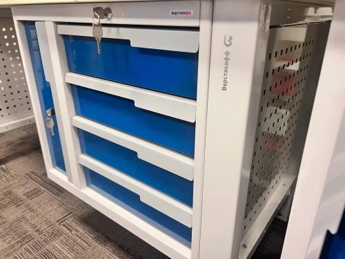 CTR 1232.S14.3-1 Верстак слесарный 1670x1193x743 мм 